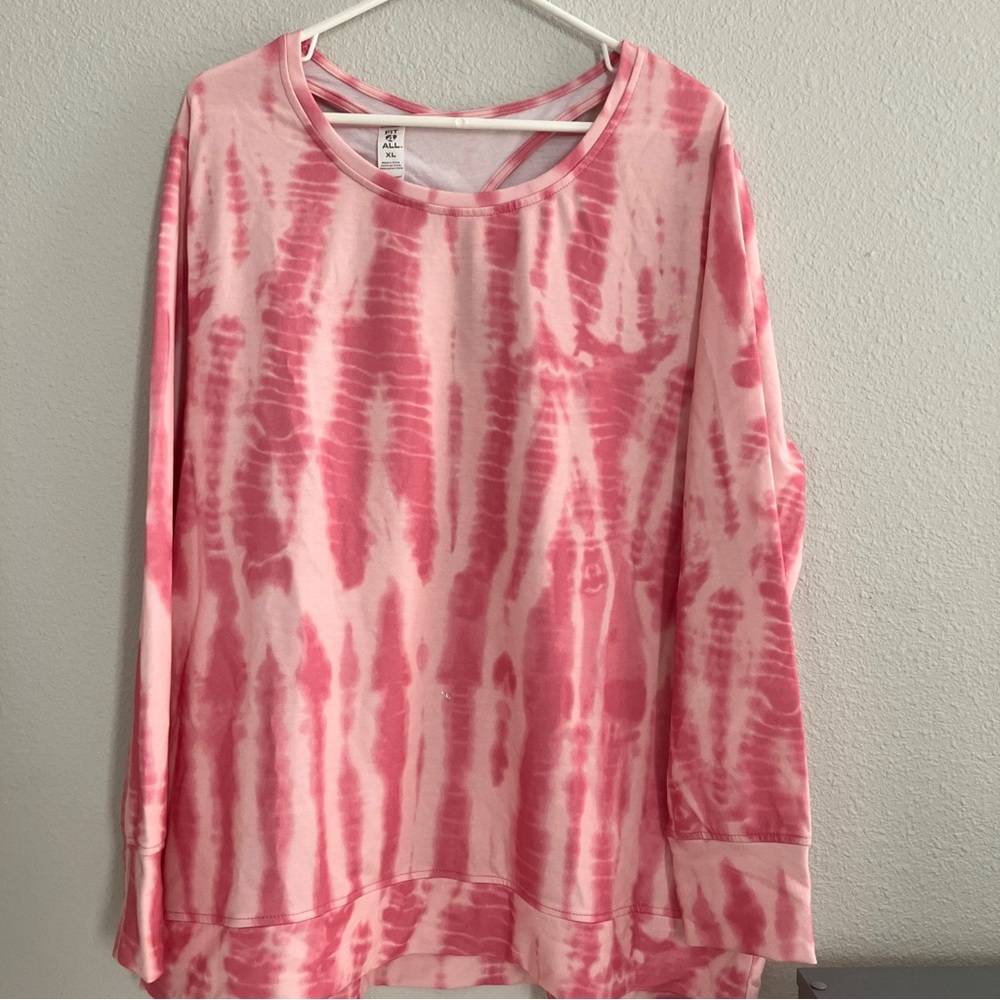 Fit 4 All by Carrie Wightman Key Hole Aztec Tie Dye Top - Pink (XL) A466021